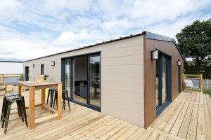 domaine-le-hameau-du-lac-installation-chalet-en-bois-personnalisez-vos-interieurs11
