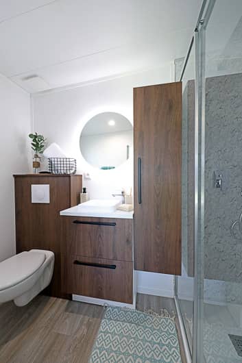 domaine-le-hameau-du-lac-modele-cistebois-salles-d-eau-et-wc-4